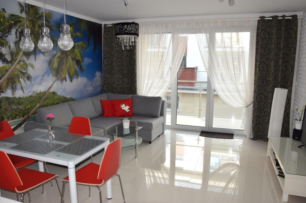Apartament Ibiza Przy Plazy Rewal Exterior photo